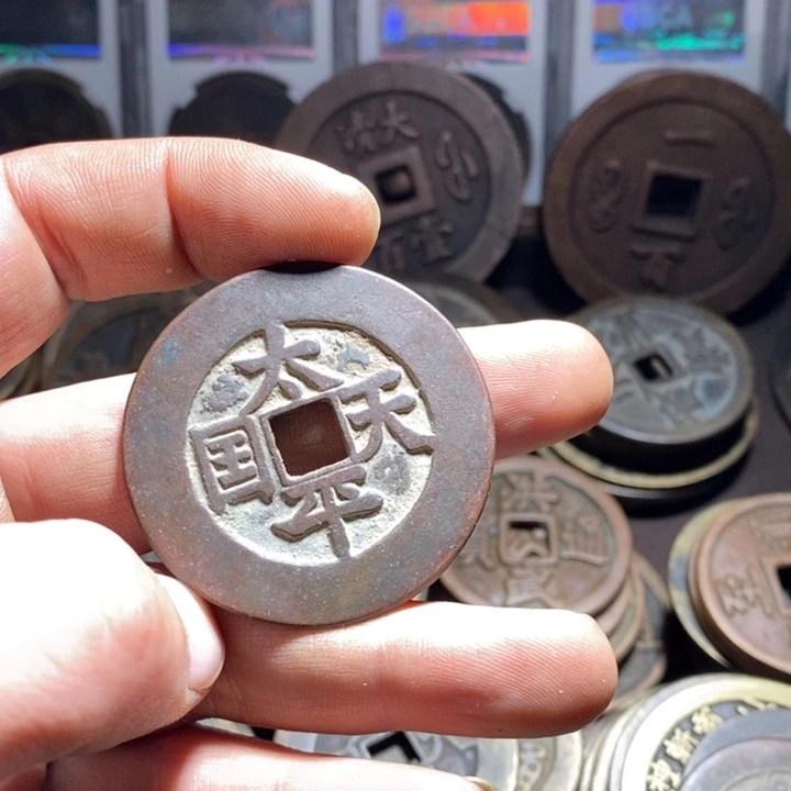 嘉***)铜现代工艺品花钱