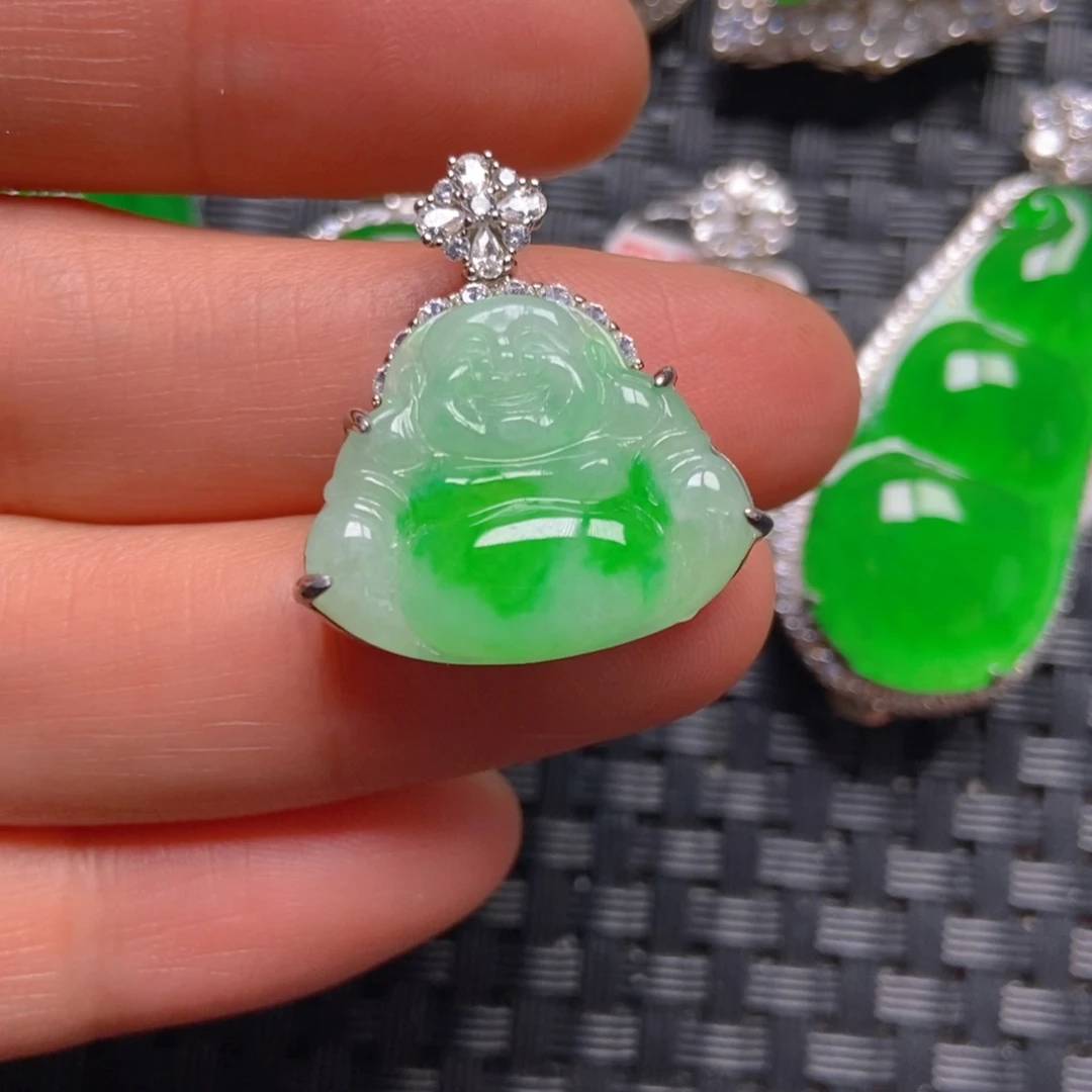 翡翠银S925镶嵌颈饰佛公吊坠