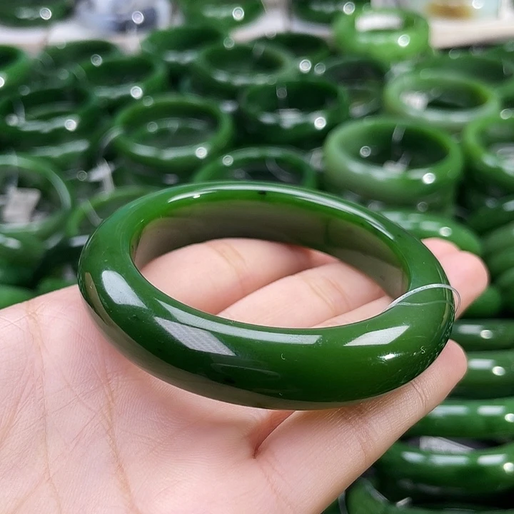未镶嵌手镯和田玉（碧玉）