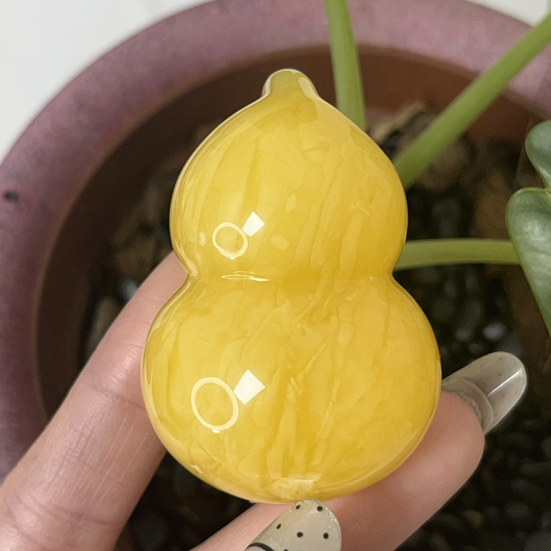 天然原矿无优化无烤色无补胶无煮蜜无辐照蜜蜡葫芦吊坠（1217）