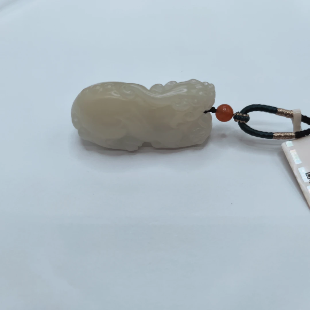 M25GW002718 - 和田玉瑞兽挂件