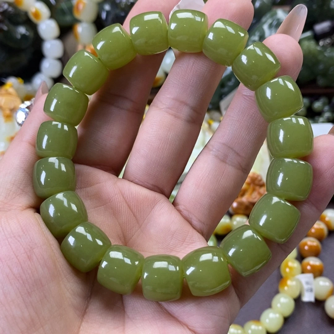 手串未镶嵌透闪石质玉八**温