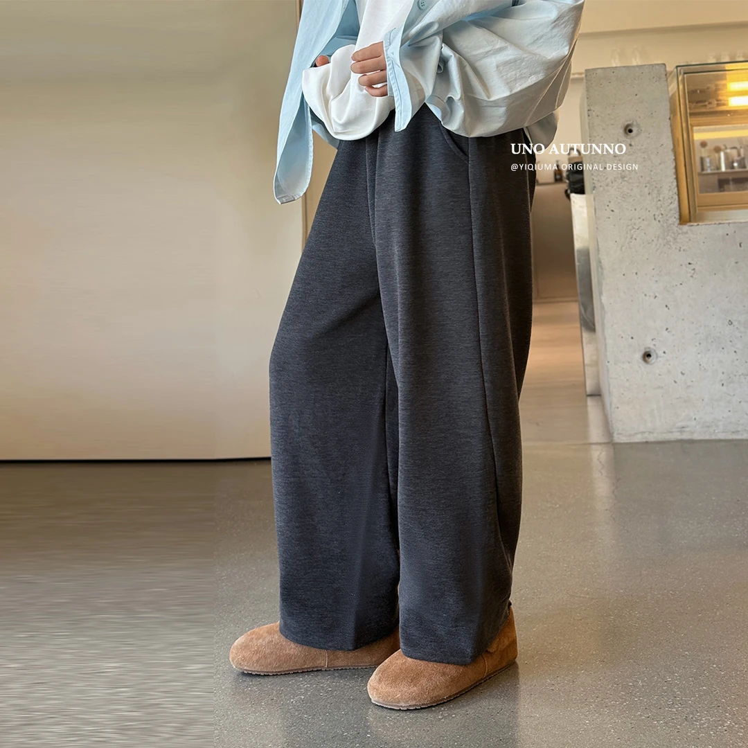 现货「UNO AUTUNNO」【周末随想】暖姜绒纤维女弯刀宽松卫裤GQ1939