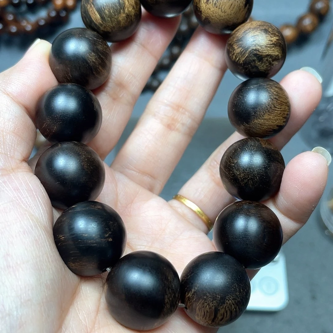 沉香手串白棋瘤疤1.8