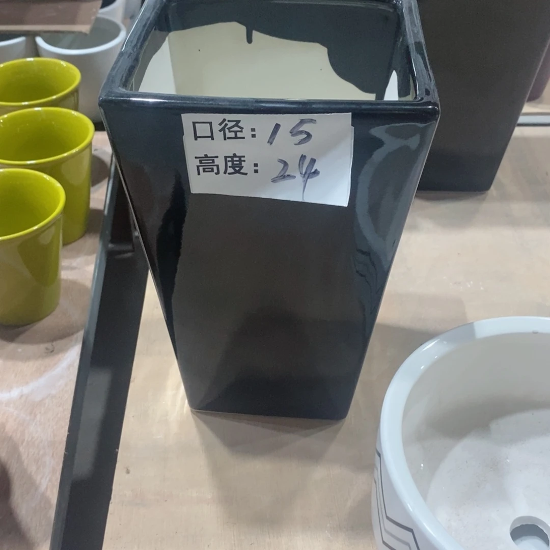 【闪购商品】知*微瑕花盆-029-1个黑方