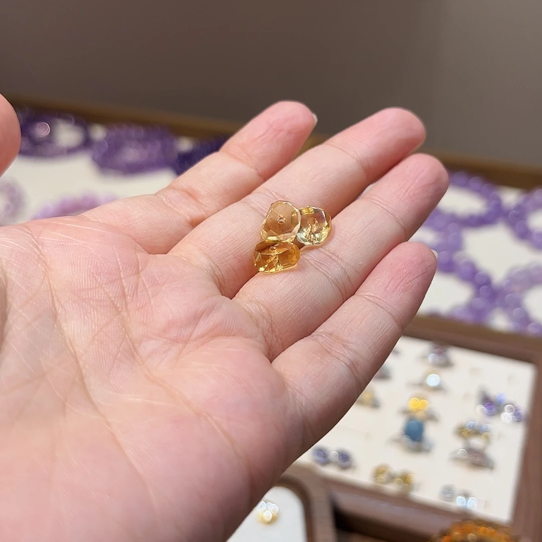 左***转未镶嵌手链水晶3个