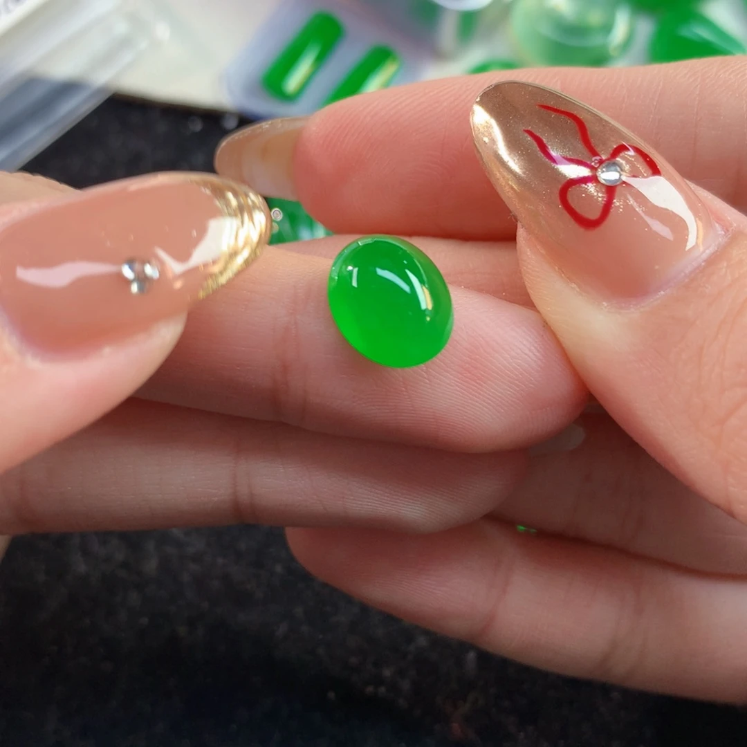 翡翠裸石10/8.54/4.70