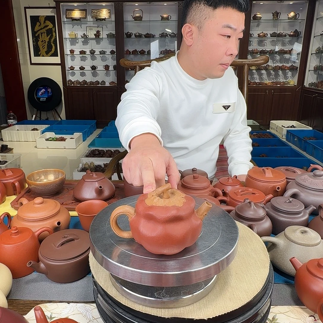 紫砂茶壶事事如意