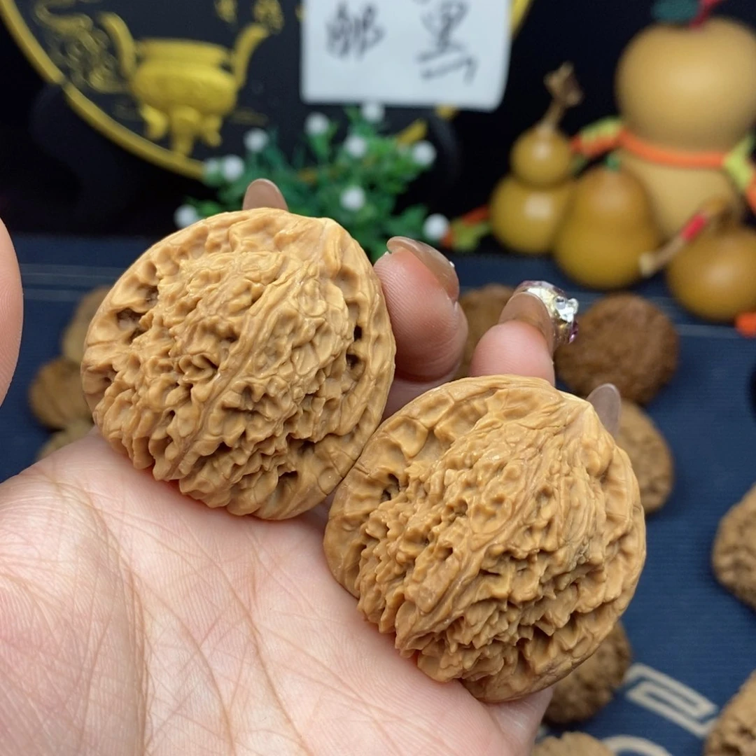 文玩核桃吊坠抖**龙涿鹿