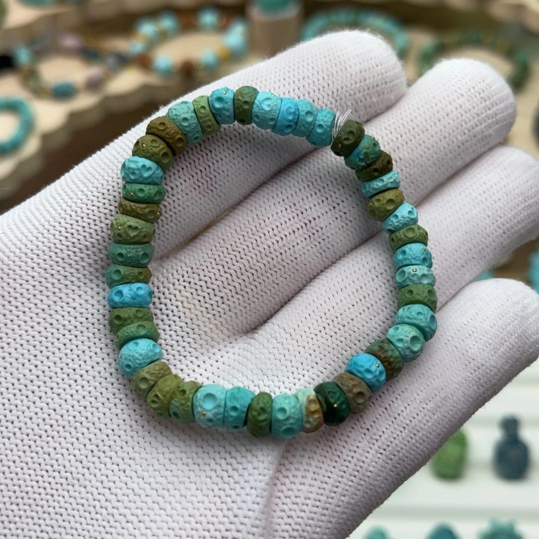 未镶嵌绿松石珠宝奇石