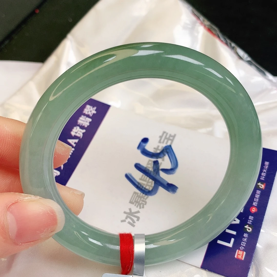翡翠手镯未镶嵌缅甸天然a货翡翠