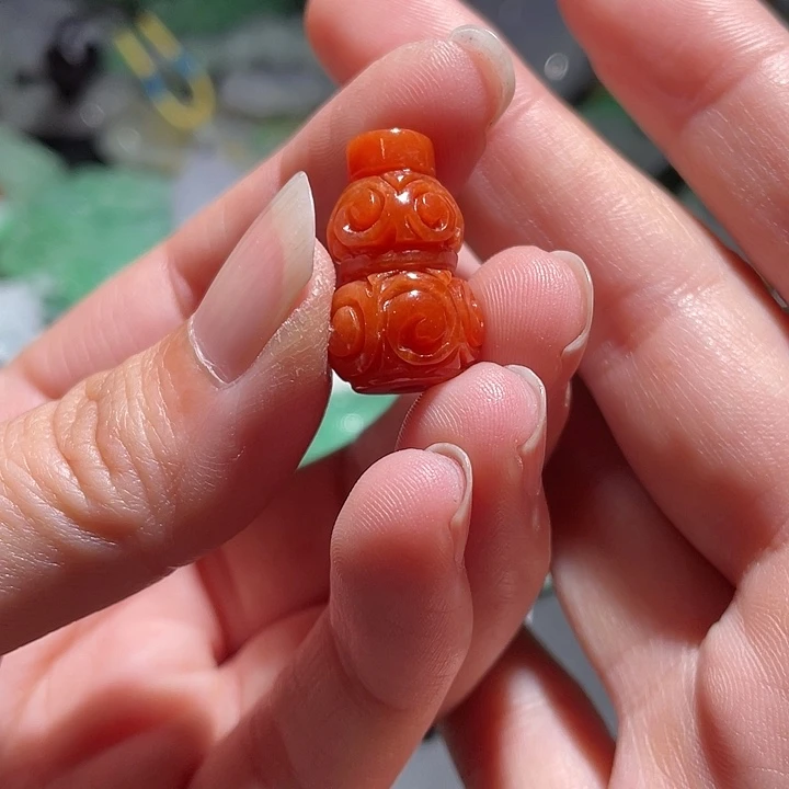 颈饰未镶嵌翡翠天