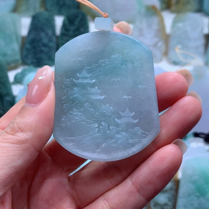 慎***独定制翡翠未镶嵌山水