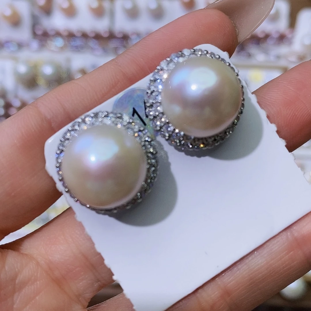 淡水珍珠耳饰未镶嵌