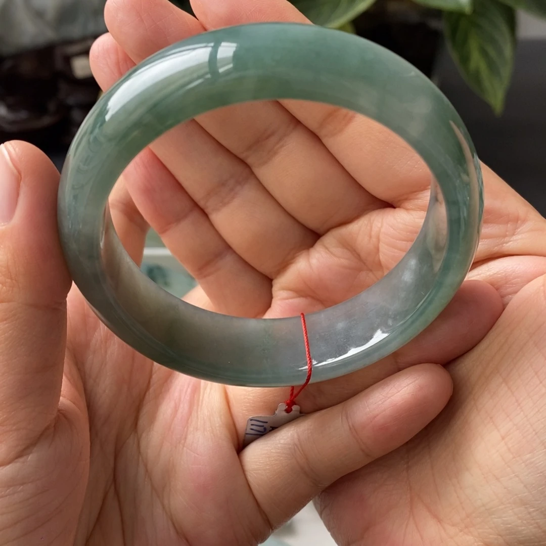翡翠未镶嵌手镯天然