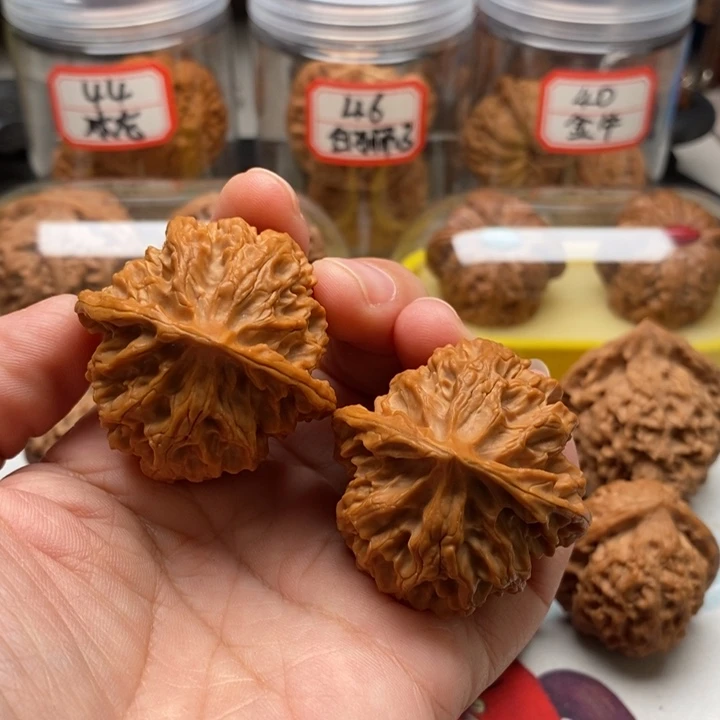 文玩核桃吊坠冯**儿苹果