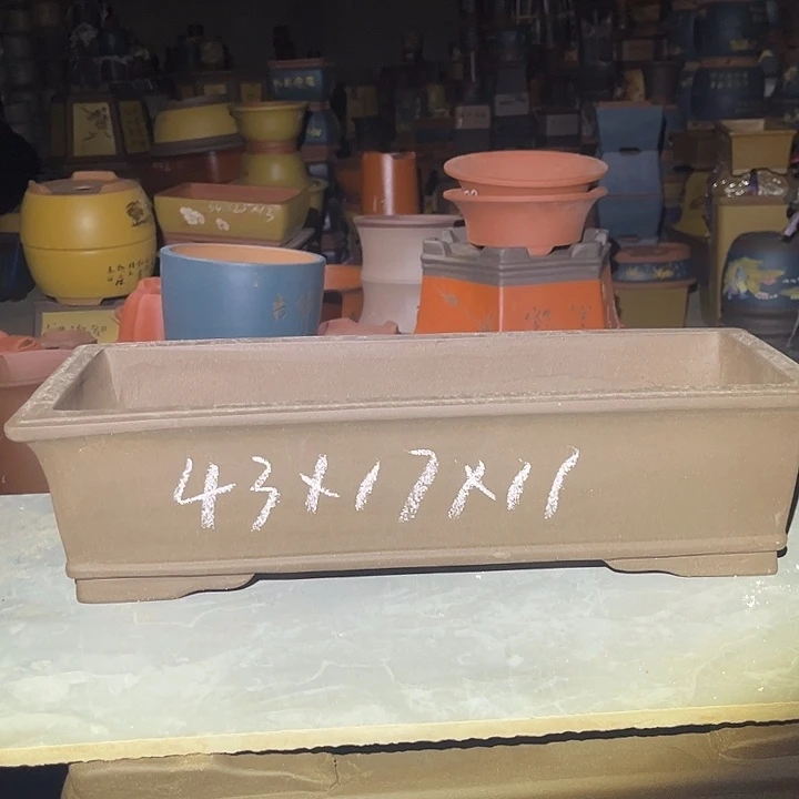 紫砂紫砂花盆和小