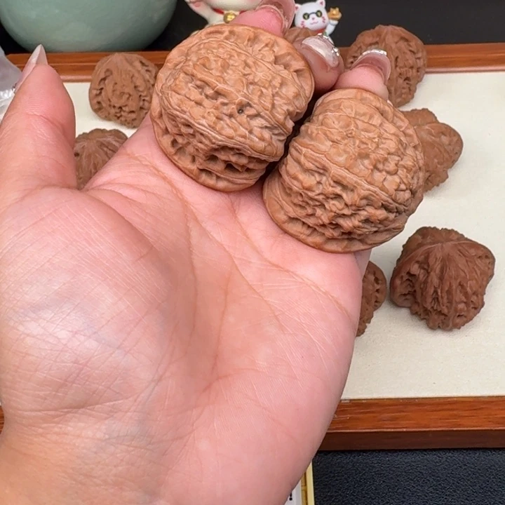 满***多把件文玩核桃白狮子41