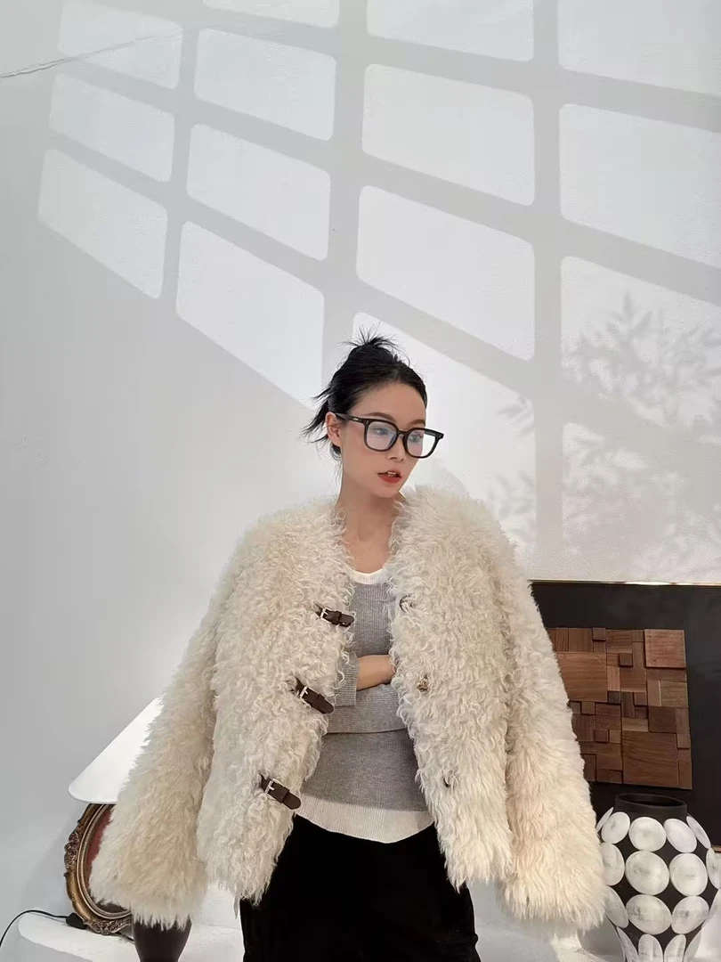冬季新款保暖网红V领托外套皮毛一体88052