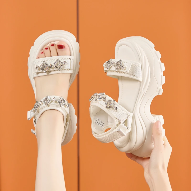 8cm厚底凉鞋女2025夏季新款时尚外穿罗马凉鞋水钻百搭增高松糕鞋