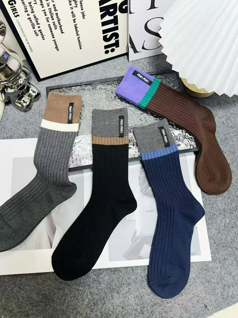 【双针秋冬新品】轻奢风饰品女袜双针布标堆堆袜拼色的条纹女袜