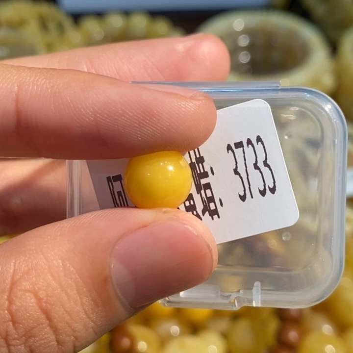 琥珀未镶嵌珠宝奇石3733