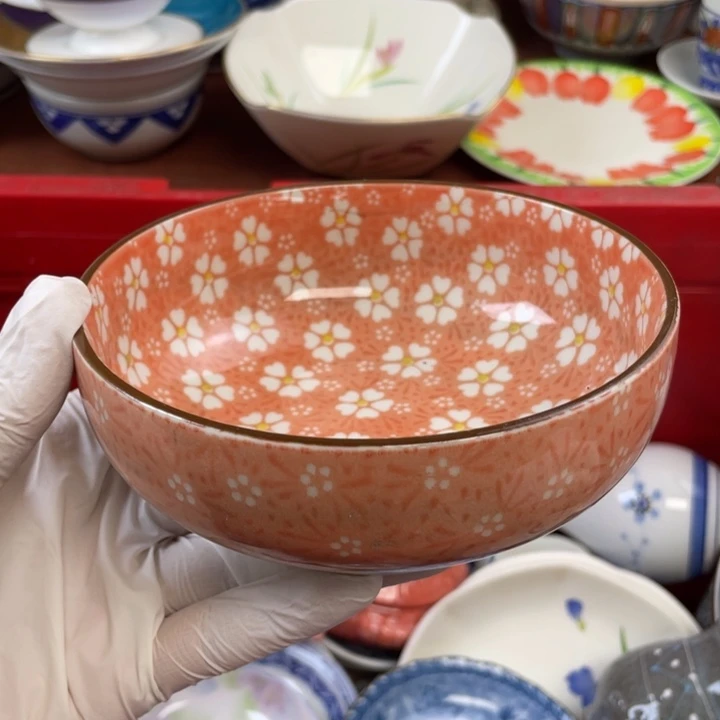 他家瓷器真美…开播了