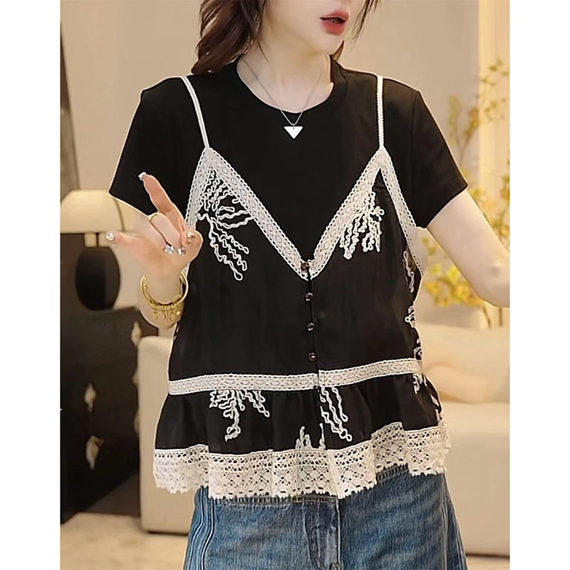 今年流行假两件短袖打底T恤女夏季2025新款小众拼接蕾丝下摆上衣