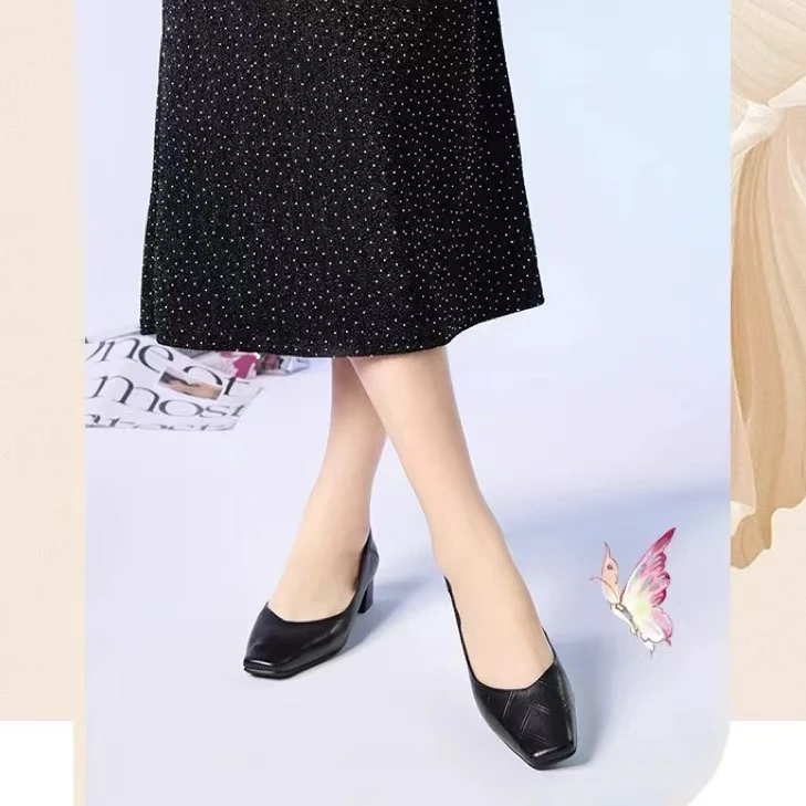 C931 黑色  时尚舒适粗跟方头里外全皮浅口女单鞋 工作鞋