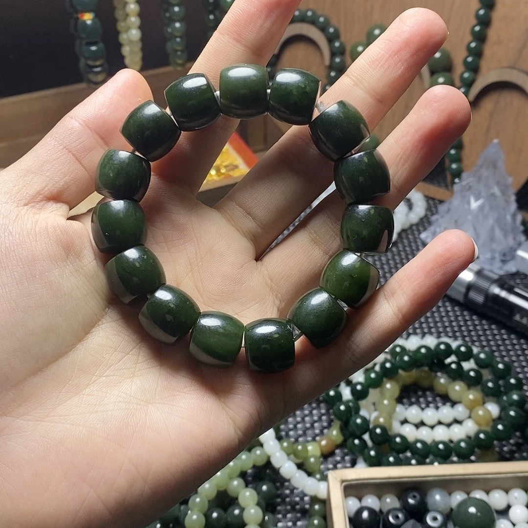 和田玉未镶嵌手串8