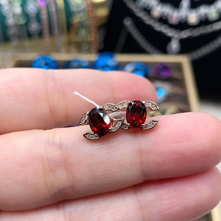 石榴石银S925镀金镶嵌耳饰
