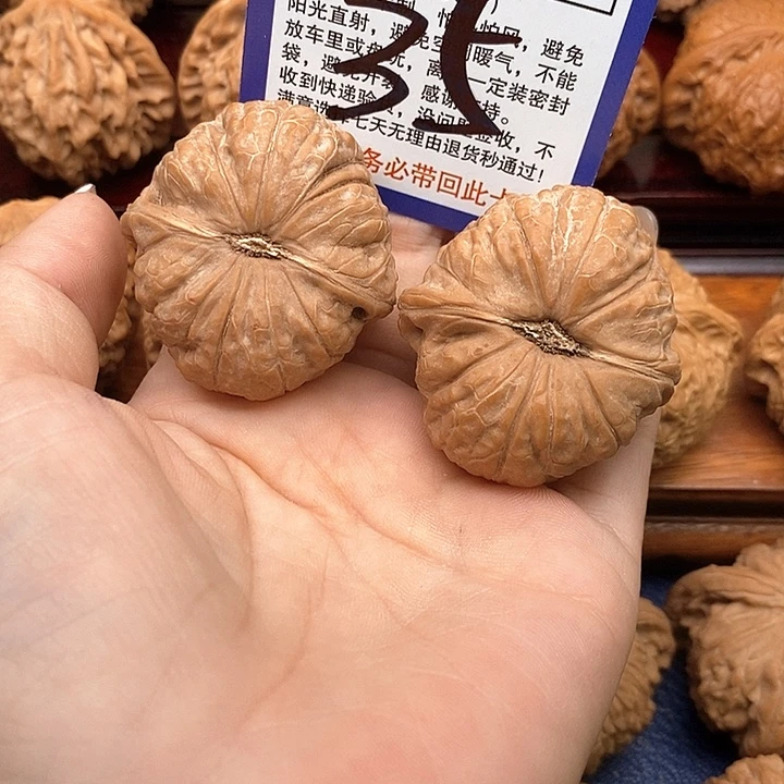 桃核吊坠南瓜敦狮子头40
