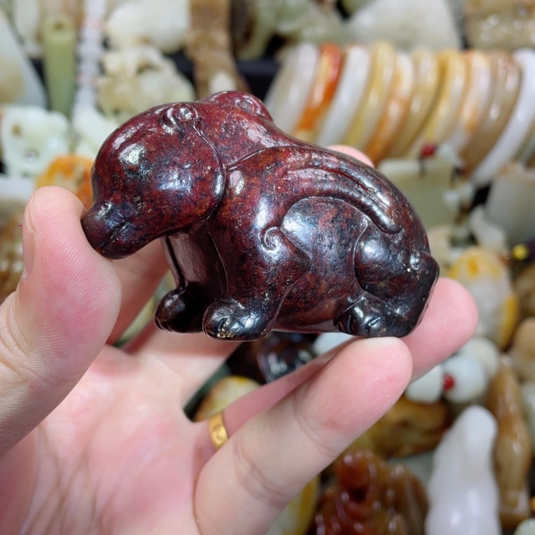 和田玉未镶嵌把件