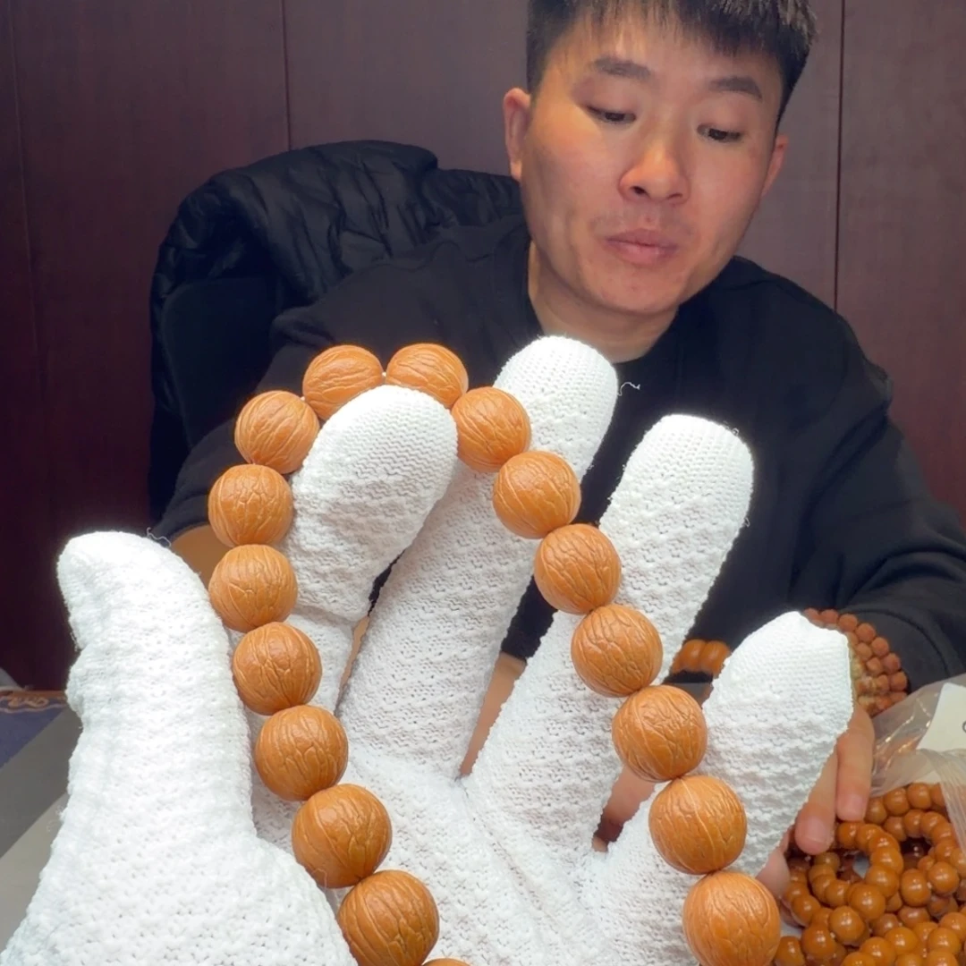涛***哥吊坠猴头核桃聚宝盆12