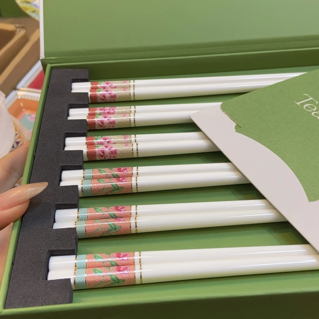 瓷两单包邮……………………