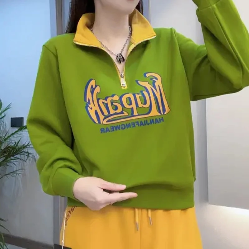 高含棉设计感时髦立领长袖卫衣女2026年春秋新款洋气减龄短款上衣