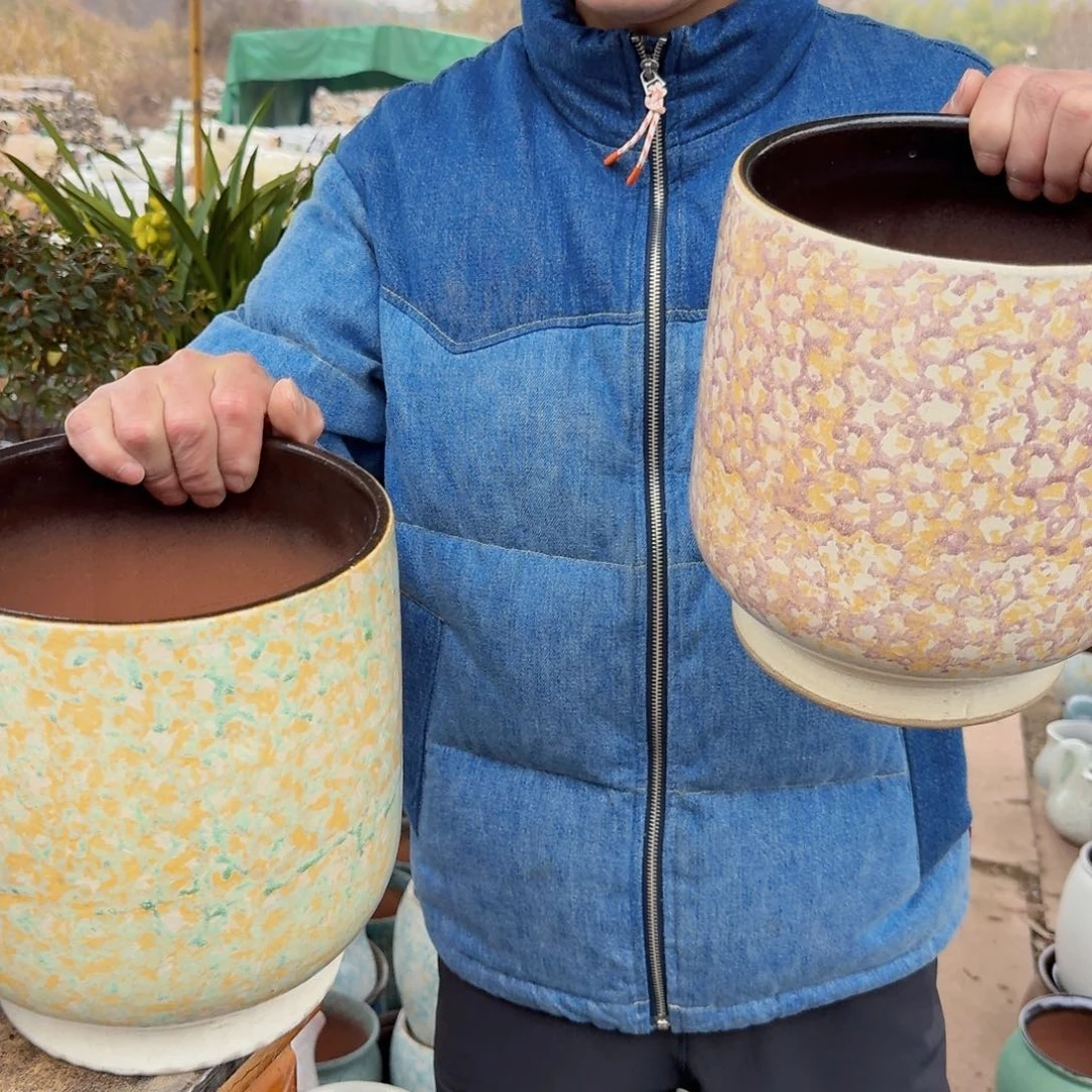 紫砂摆件口19.5高23（两个颜色蛋壳朝阳