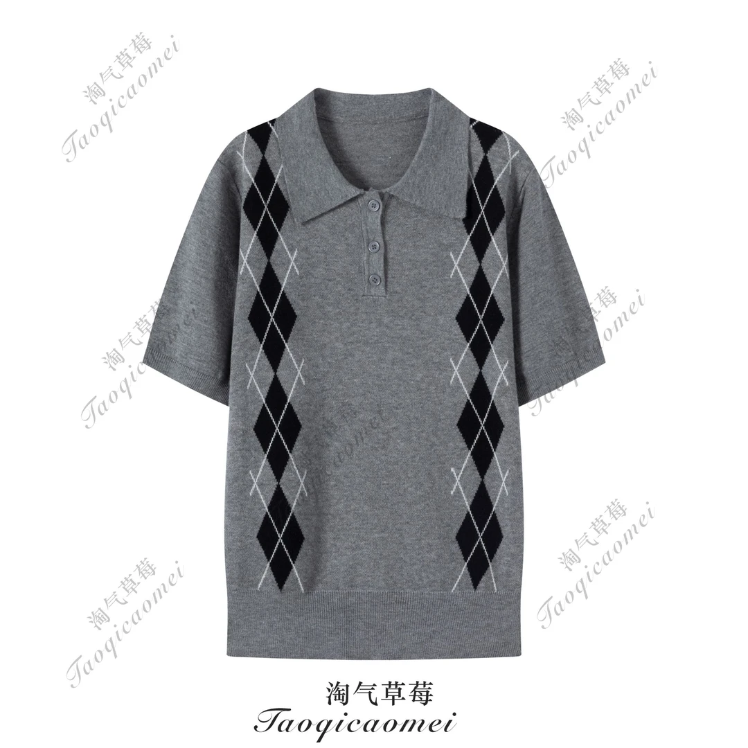 Taoqicaomei · 学院风菱格纹撞色针织衫短袖女2025年秋上衣