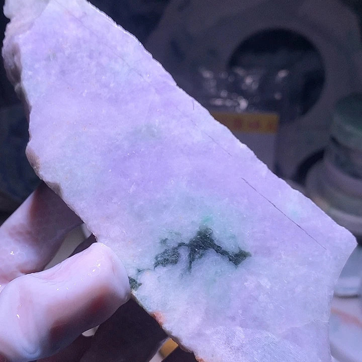 翡翠未镶嵌颈饰边角料