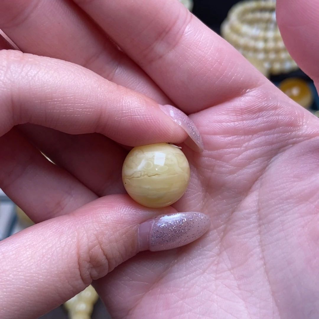 蜜蜡未镶嵌珠宝奇石卡16.6