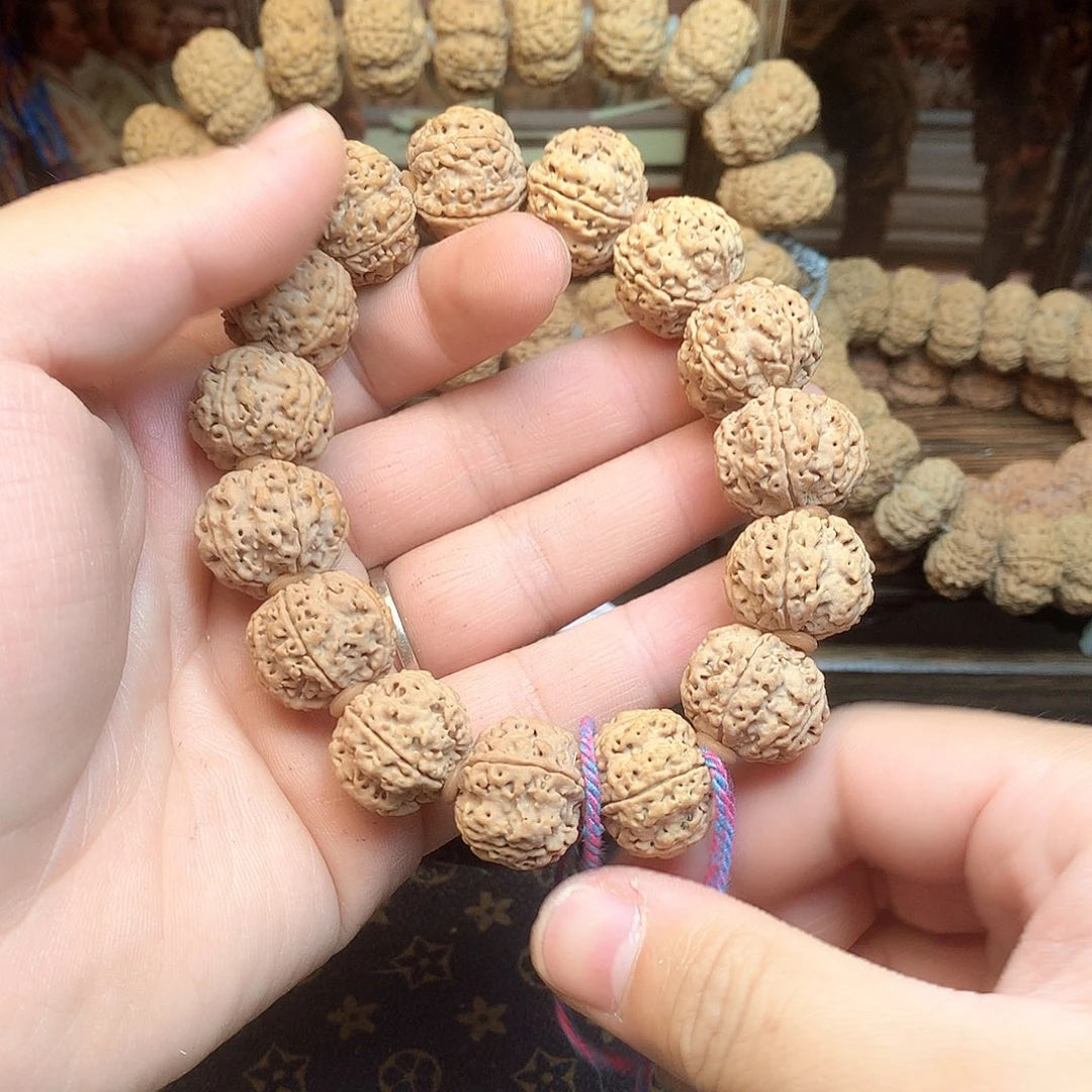 金刚菩提吊坠傲***衣20。