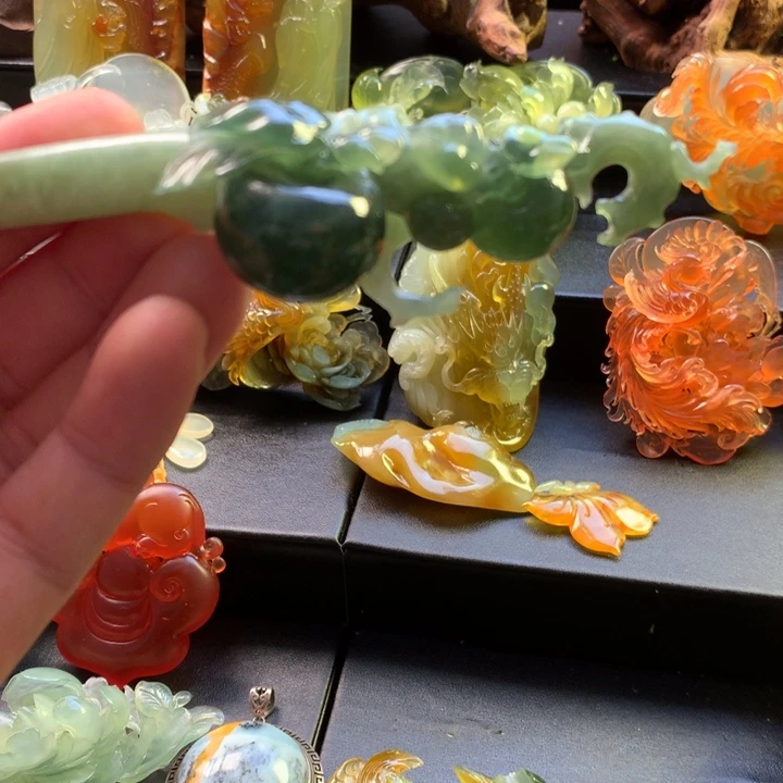蛇纹石玉未镶嵌发饰