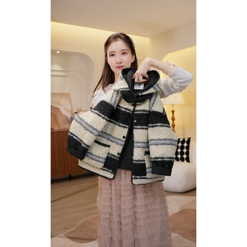 女童外套秋冬款2025新款洋气中大童儿童冬装上衣3110