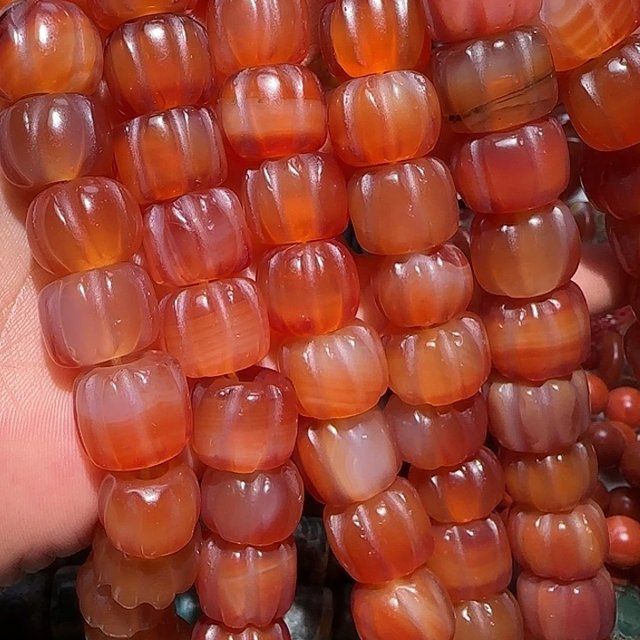 开***好玛瑙/玉髓未镶嵌颈饰