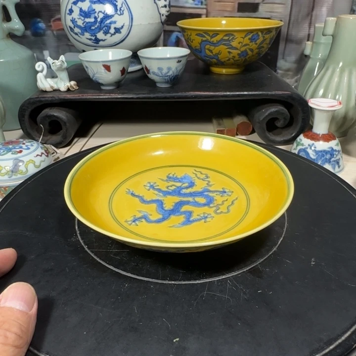 陈***博摆件青花花卉小小摆件