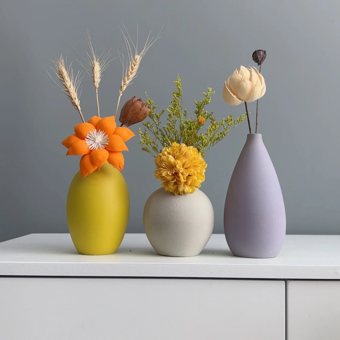 摆件陶瓷小花瓶摆件含花总高约20-30cm