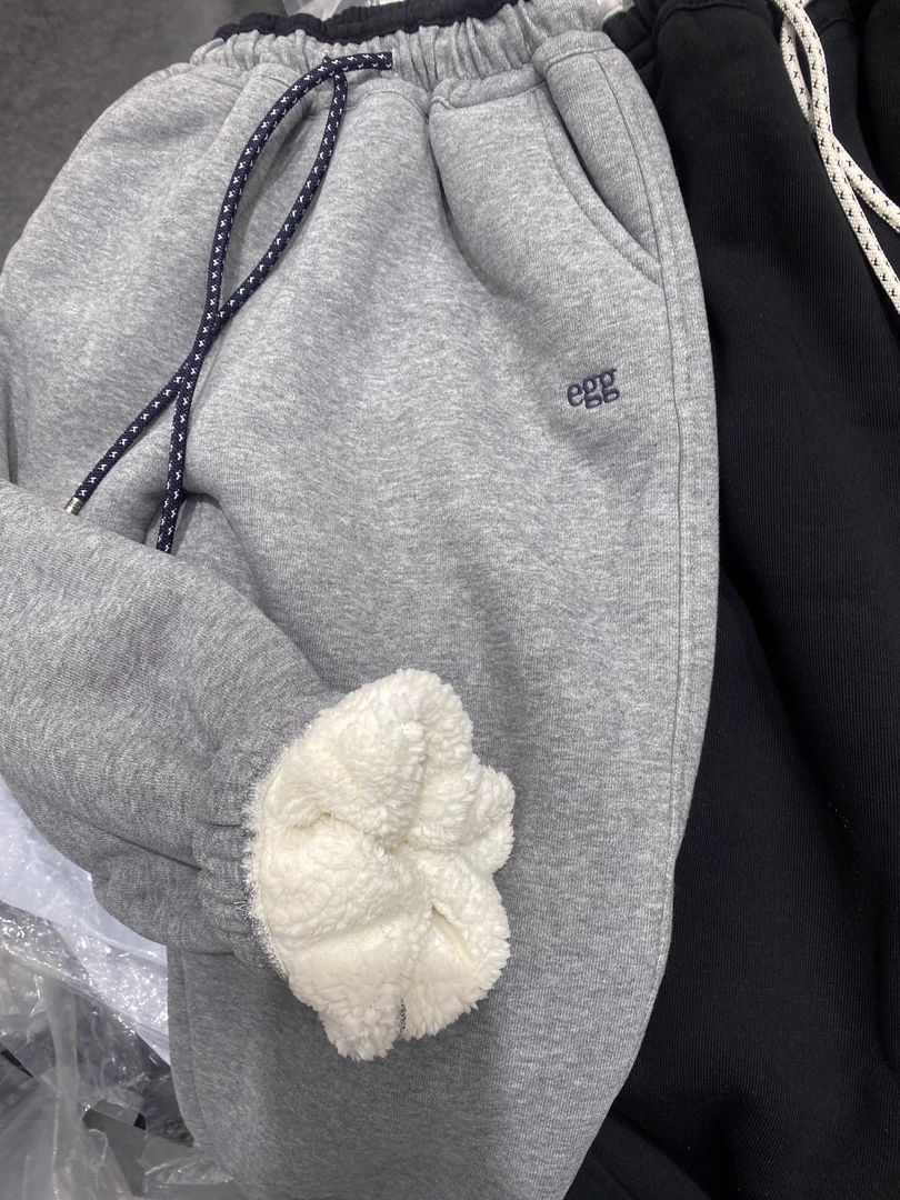 韩版男女童2025冬季加绒加厚的休闲条纹男童冬款针织长裤