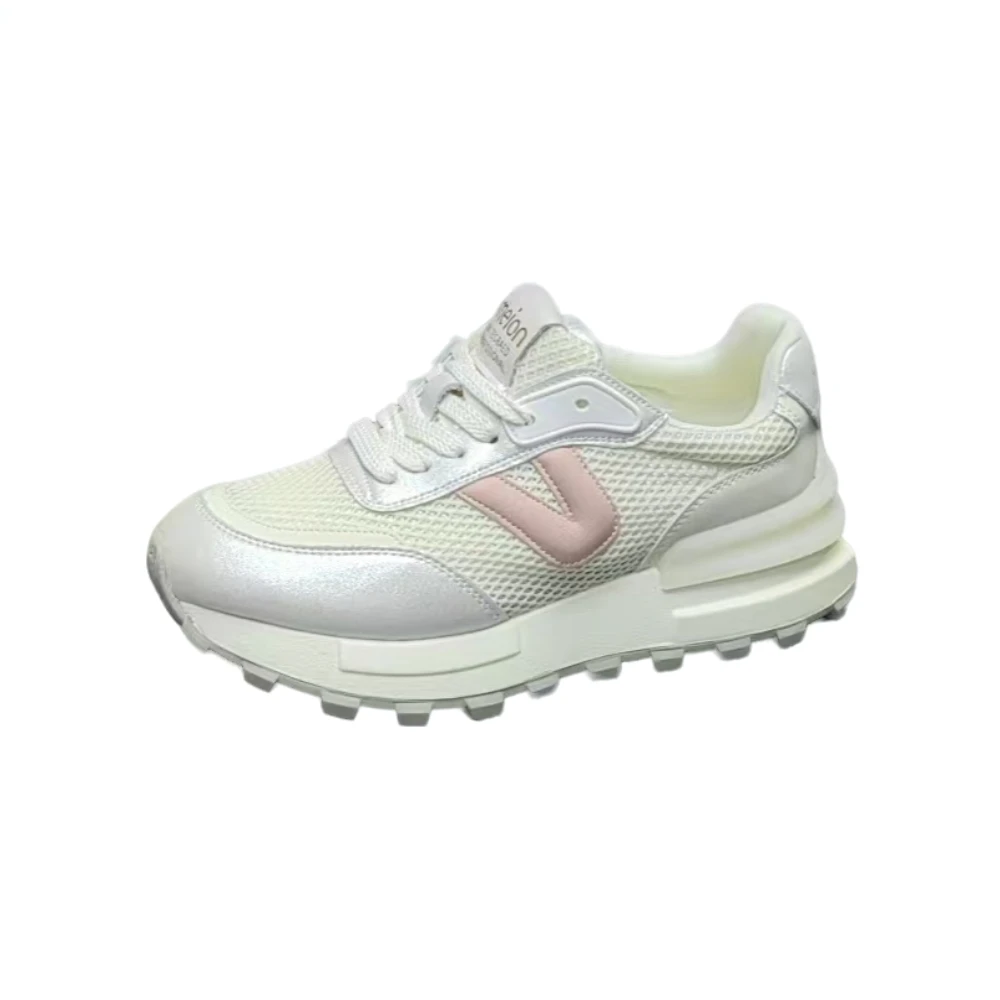 6827  25689真皮厚底阿甘鞋 （标准尺码）**米