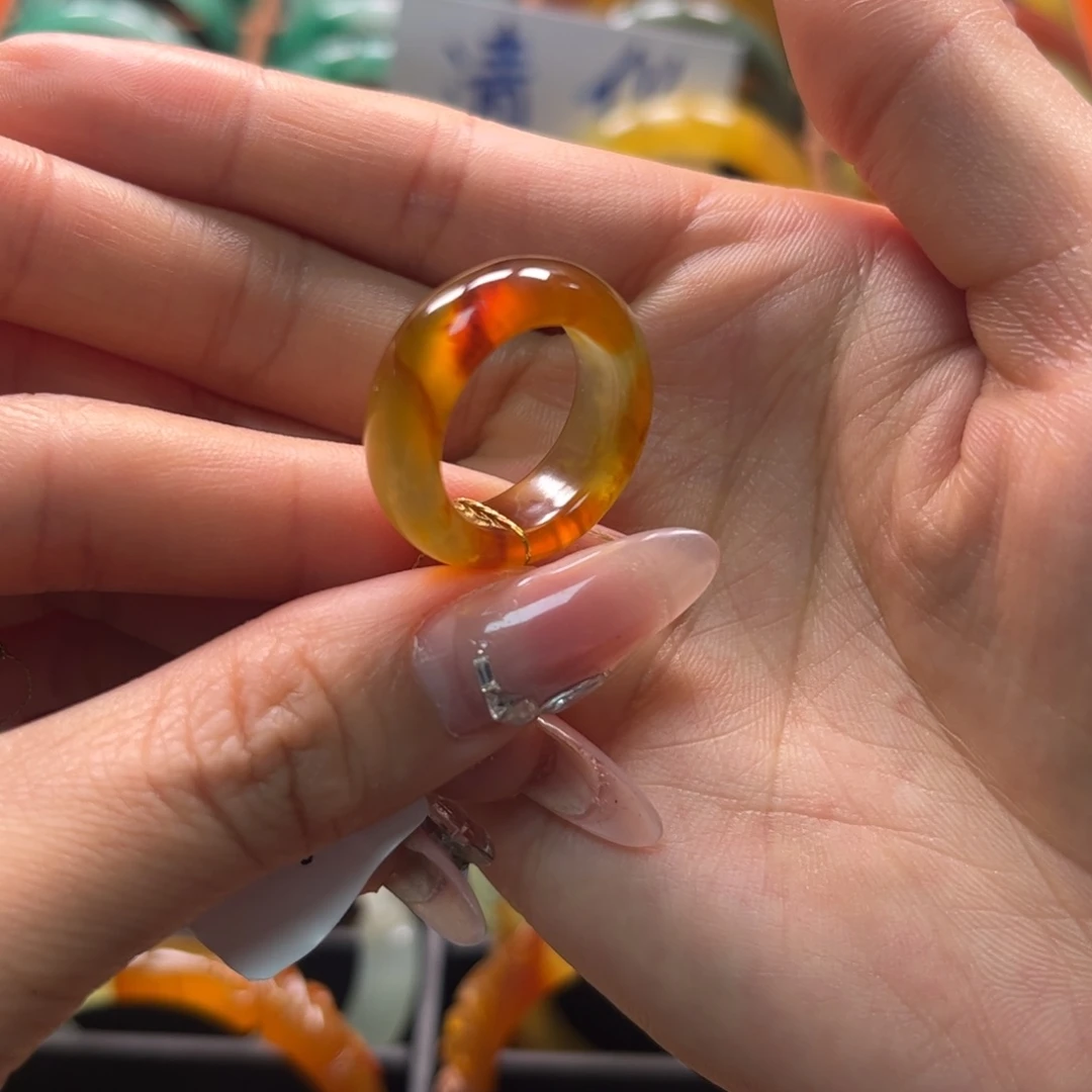 蛇纹石玉未镶嵌戒指