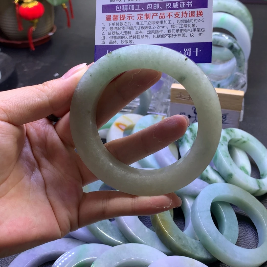 未镶嵌翡翠定制翡翠